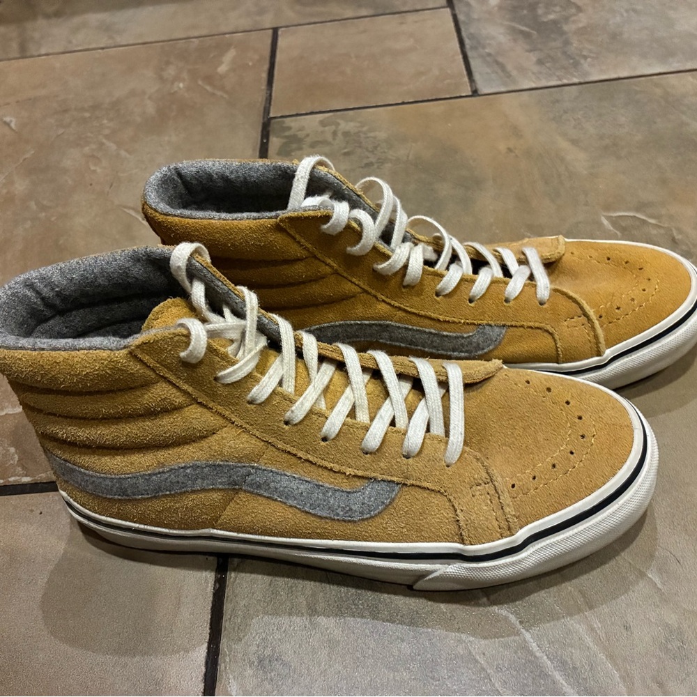 Vans Sk8hi Top Slim - Womens Size 5 Mens Size 3.5 - Mustard Yellow